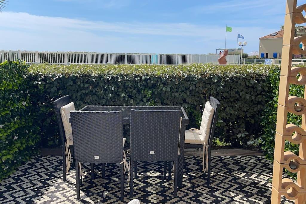 Appart Frontignan Sur La Plage, Piscine, Wifi, Tv, Netflix Esterno foto